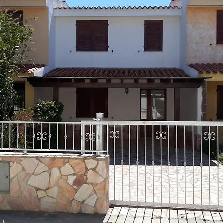 Casa Giovanna Porto Pino Eksteriør billede