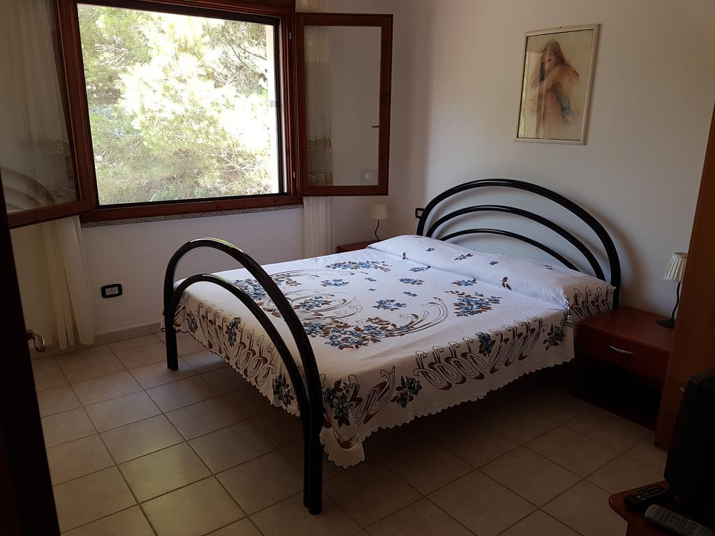 Casa Giovanna Porto Pino Eksteriør billede